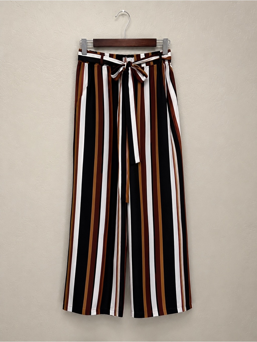 Ann Taylor Striped Wide-Leg Pants in Black, Brown & White